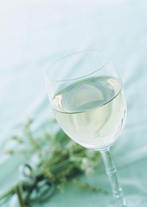 地域で愛されるお弁当の名店「お弁当のつるや」：こだわりの仕出し弁当と鮮やかな惣菜の魅力